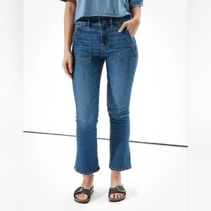 NWT- American Eagle Blue High-Rise Skinny Kick Crop Flare Jeans Size 4S